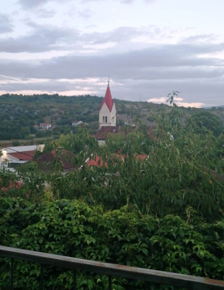 Trenutno pregledavate Stolac 8-2020